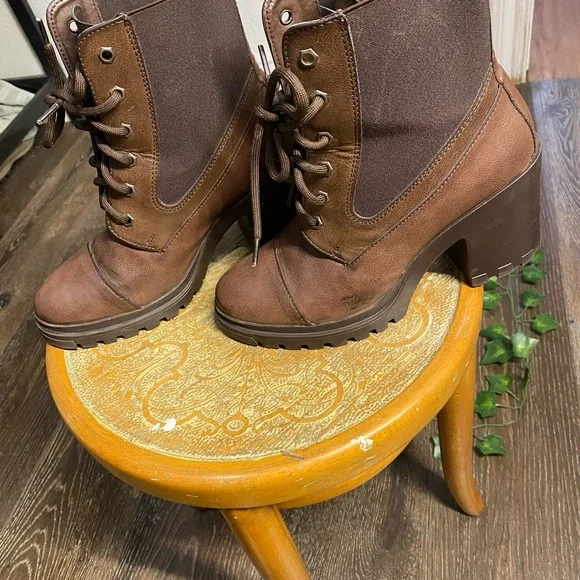 NON STOP BOOTS SIZE 25 EN USA Size 8 Womens - Picture 3 of 9